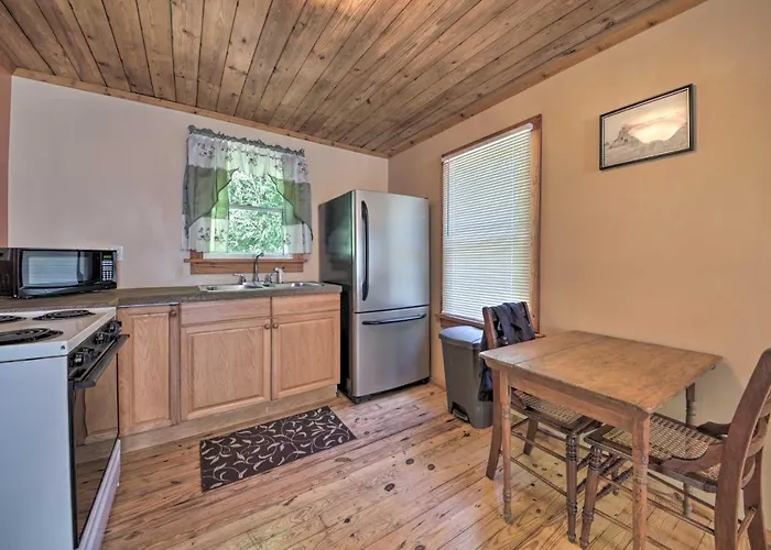 Holiday home Pet-friendly With Fire Pit - 3 Mi To Siu!