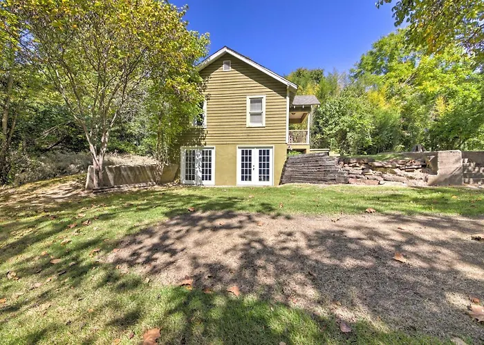 Pet-friendly With Fire Pit - 3 Mi To Siu! Holiday home Carbondale