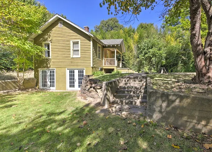 Holiday home Pet-friendly With Fire Pit - 3 Mi To Siu! *